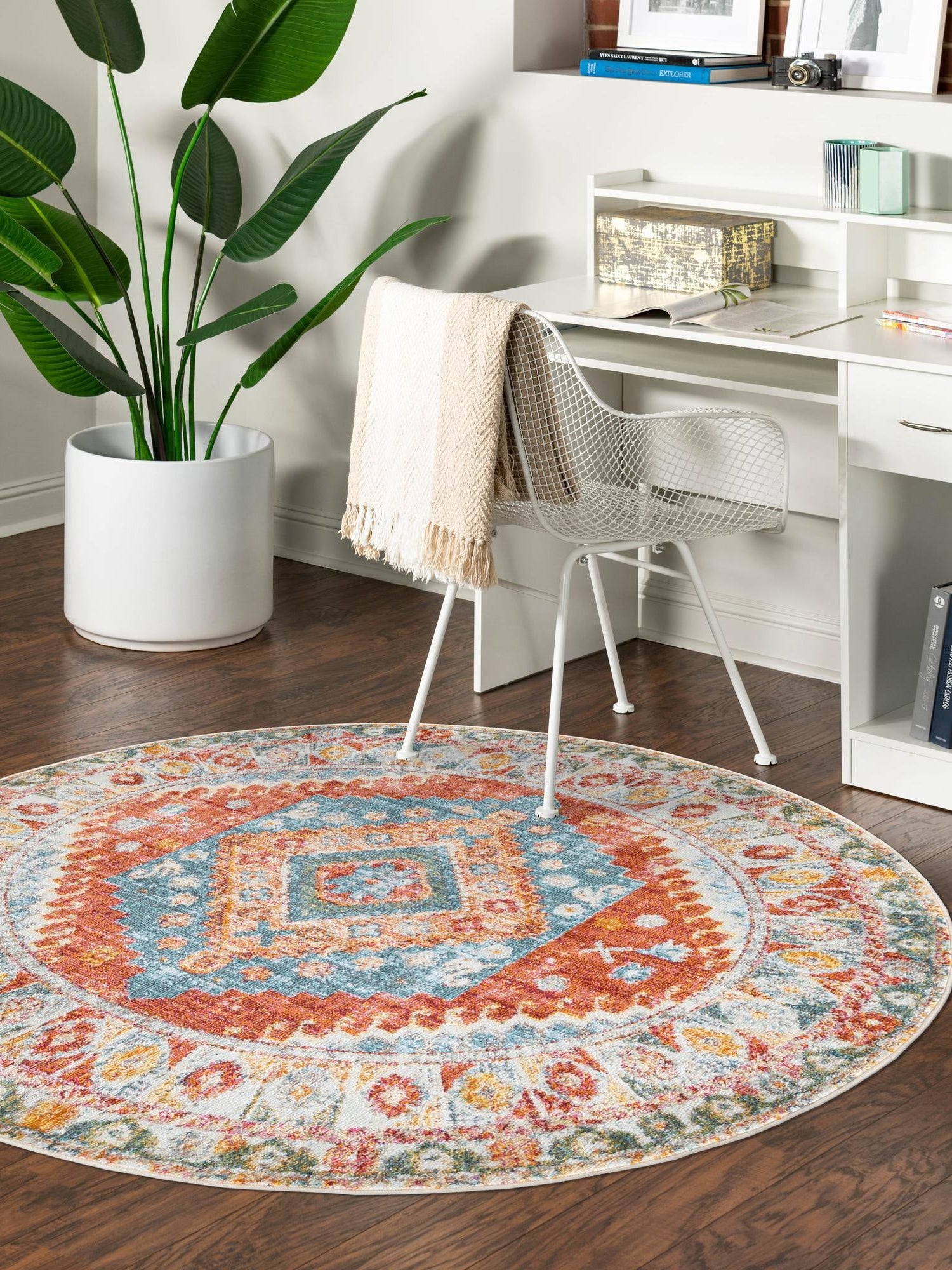 Salmon 5' 5 x 5' 5 Paragon Round Area Rug 100% Polypropylene Colorful Vivid Boho Style Modern Carpet for Unique Interiors for Sale at Rug Engine