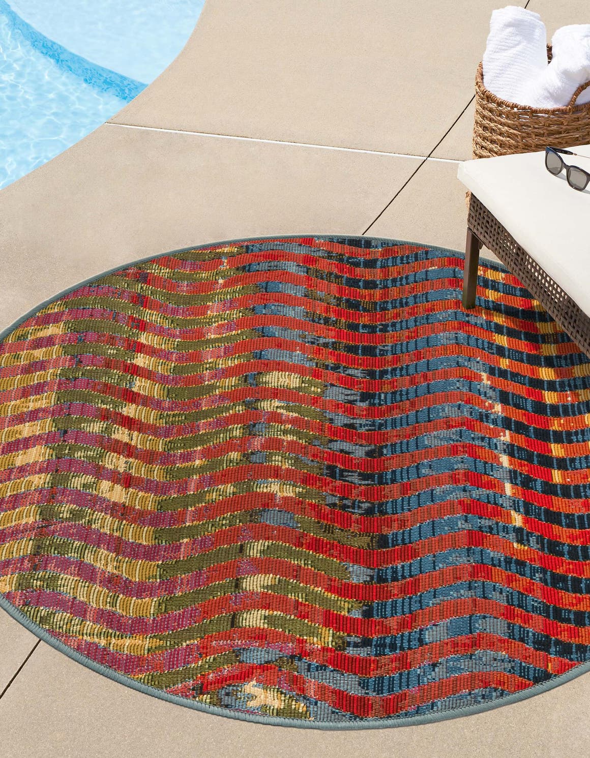 Multicolor 8' x 8' Outdoor Modern Round Area Rug Weather Resistant for Patio, Deck, Terrace, Balcony, Porch 100% Polypropylene Modern Outside Carpet for Sale at Rug Engine