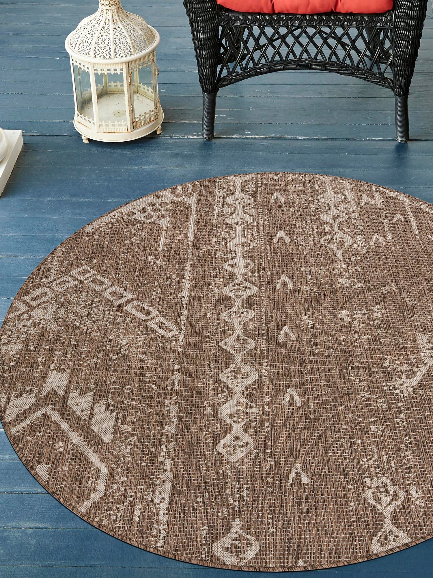 Brown 7' 10 x 7' 10 Outdoor Bohemian Round Area Rug Weather Resistant for Patio, Deck, Terrace, Balcony, Porch 100% Polypropylene Boho Carpet Mat for Sale at Rug Engine