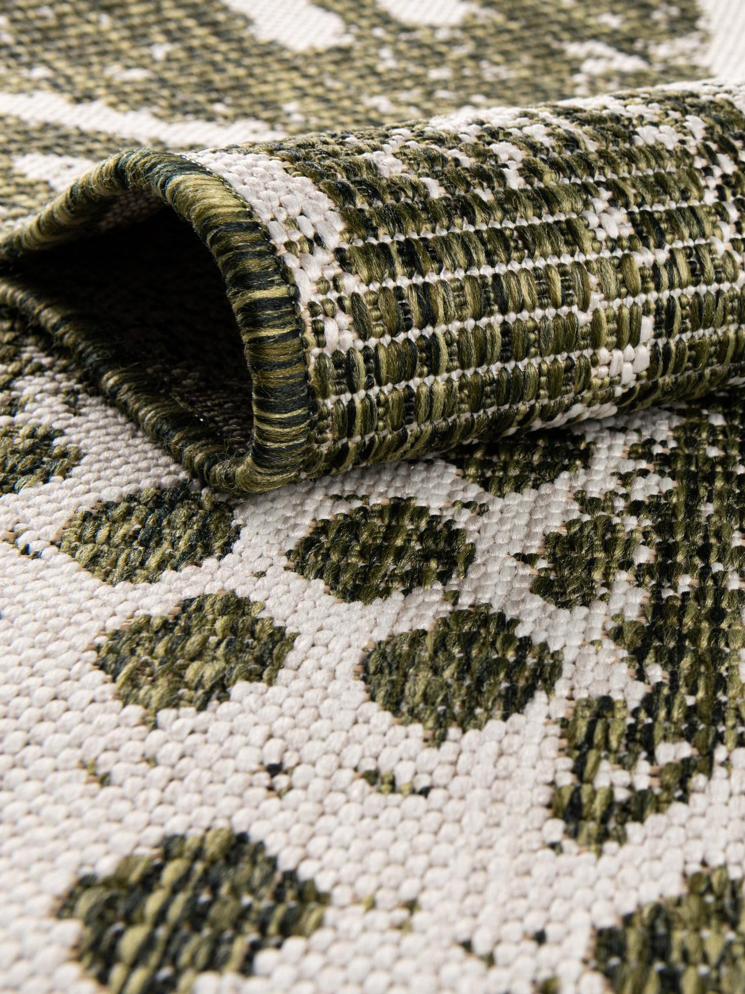 Green 10' 8 x 10' 8 Outdoor Bohemian Round Area Rug Weather Resistant for Patio, Deck, Terrace, Balcony, Porch 100% Polypropylene Boho Carpet Mat for Sale at Rug Engine