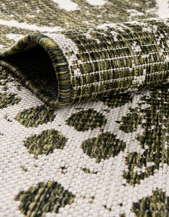 Green 3' 1 x 3' 1 Outdoor Bohemian Round Area Rug Weather Resistant for Patio, Deck, Terrace, Balcony, Porch 100% Polypropylene Boho Carpet Mat for Sale at Rug Engine