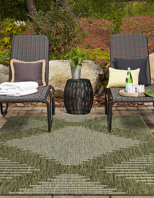 Green 2' x 3' 1 Outdoor Modern Rectangle Area Rug Weather Resistant for Patio, Deck, Terrace, Balcony, Porch