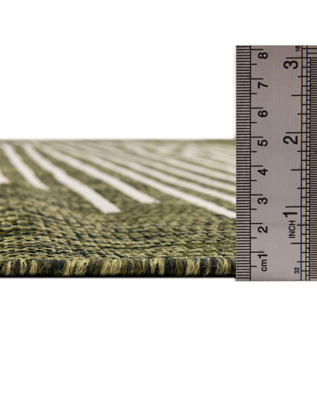 Green 7' 10 x 7' 10 Outdoor Modern Round Area Rug Weather Resistant for Patio, Deck, Terrace, Balcony, Porch 100% Polypropylene Modern Outside Carpet for Sale at Rug Engine
