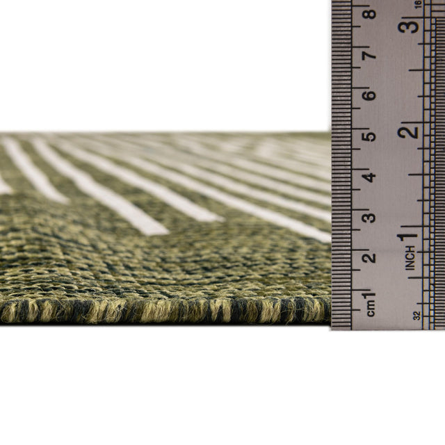 Green 2' x 6' 1 Outdoor Modern Runner Rug