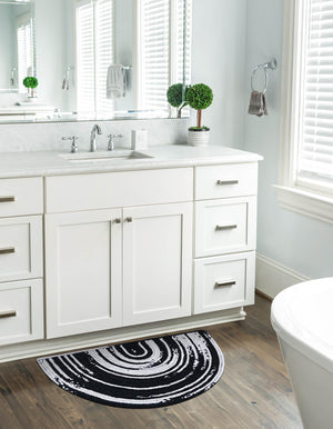 Black and White 2' 2 x 4' Braided Chindi Semicircle Hearth Rug