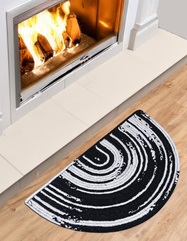 Black and White 2' 2 x 4' Braided Chindi Semicircle Hearth Rug