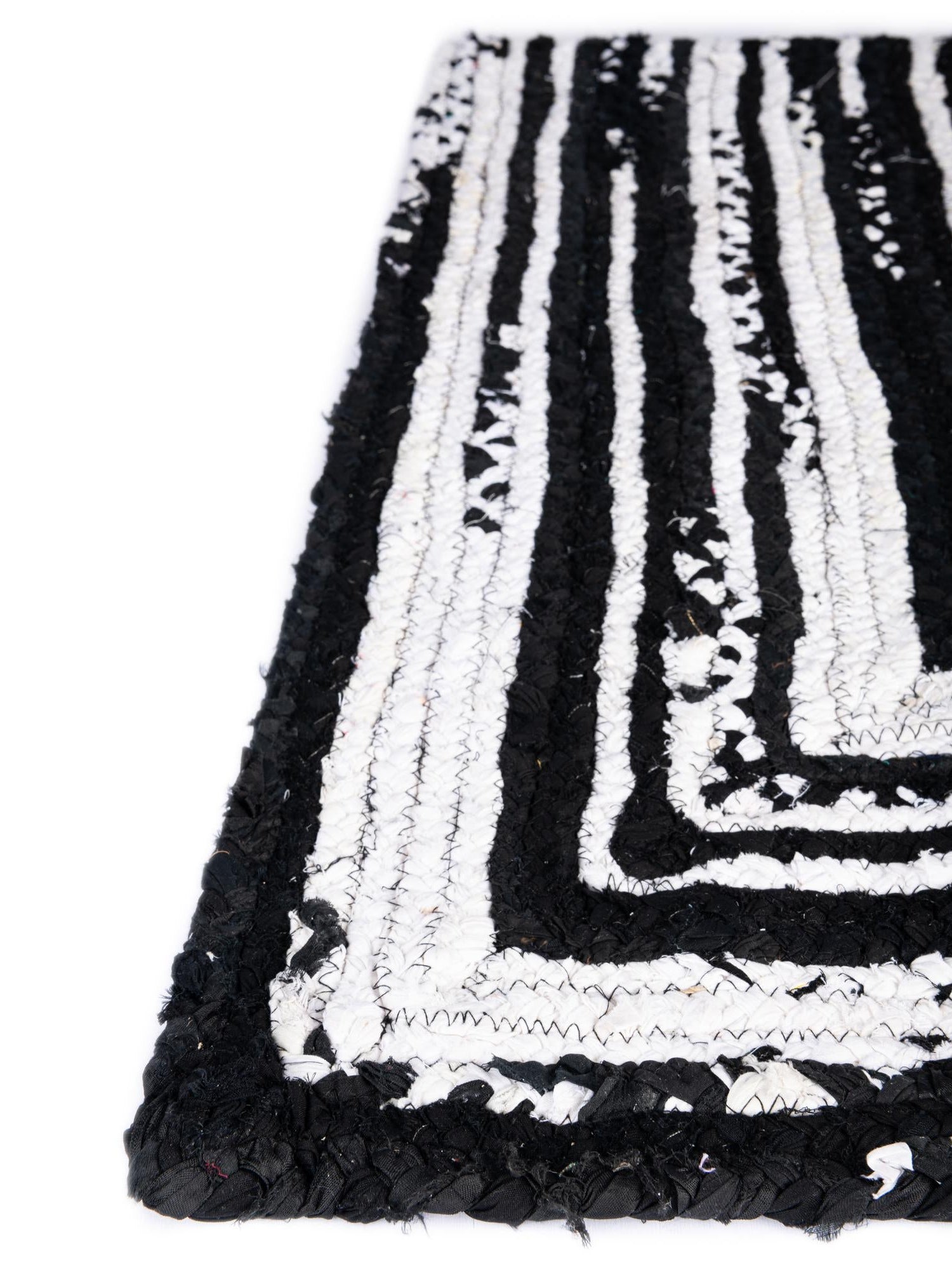 Black and White 1' 2 x 5' 1 Braided Chindi Table Runner Area Rug Decorative Dining Room Kitchen All Natural Material Table Cover 100% Cotton Hand Braided Natural Eco-Friendly Boho Style Modern Carpet for Living Rooms Dining Office Dorm for Sale at Rug Engine