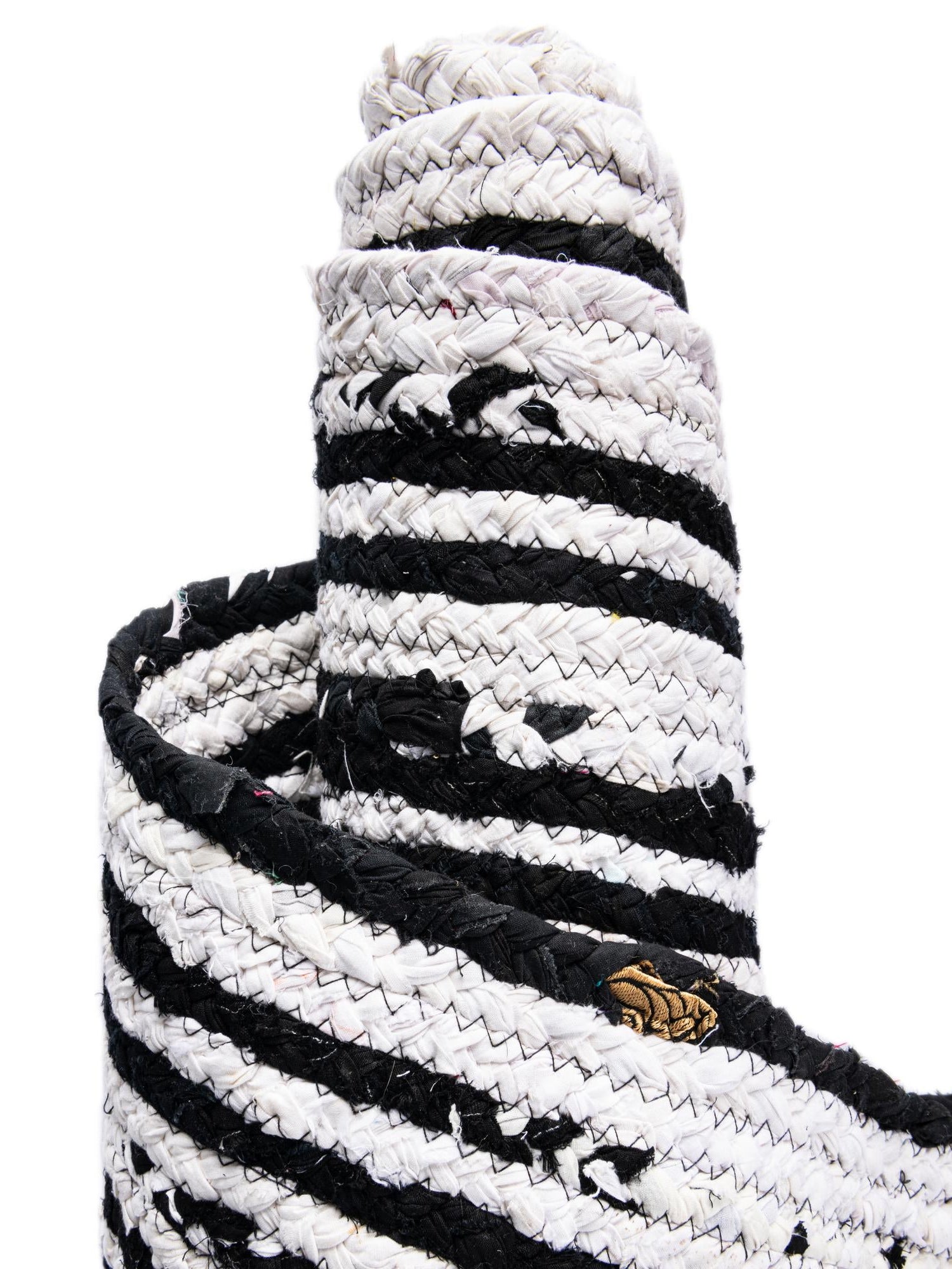 Black and White 1' 2 x 5' 1 Braided Chindi Table Runner Area Rug Decorative Dining Room Kitchen All Natural Material Table Cover 100% Cotton Hand Braided Natural Eco-Friendly Boho Style Modern Carpet for Living Rooms Dining Office Dorm for Sale at Rug Engine