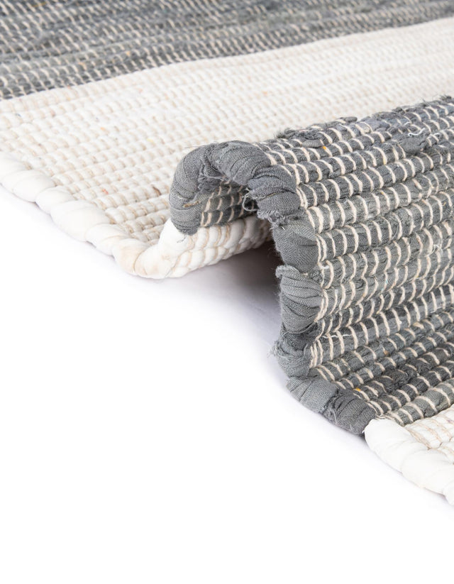 Gray 1' 2 x 4' 1 Chindi Rag Table Runner