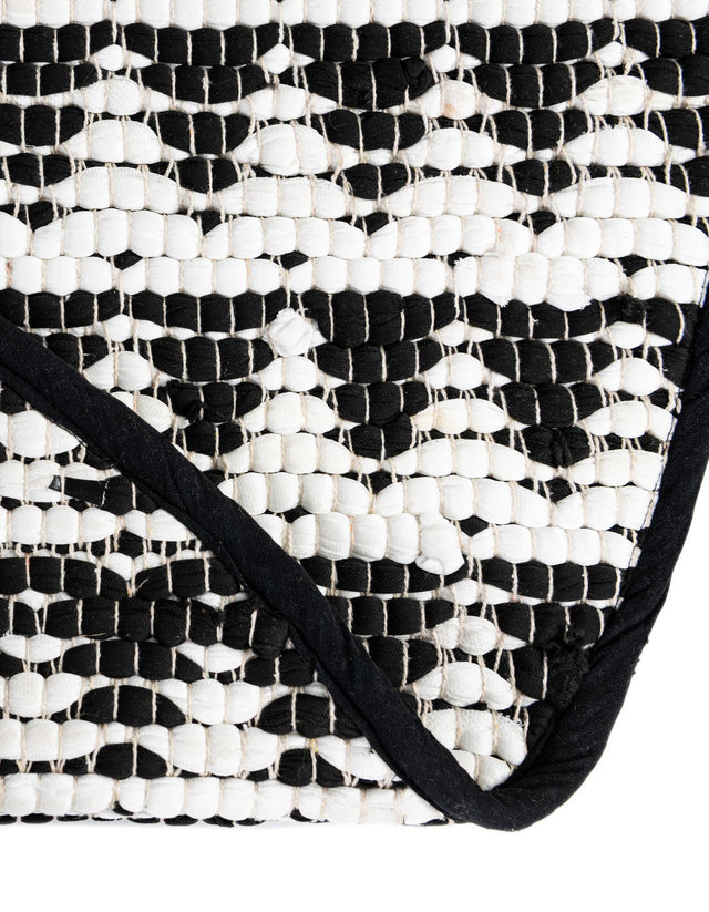 White Black 2' 2 x 4' Chindi Jute Semicircle Hearth Rug