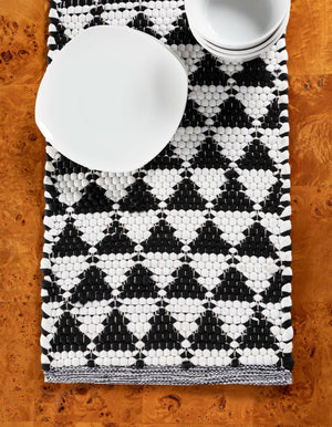 White Black 1' 2 x 6' 1 Chindi Jute Table Runner