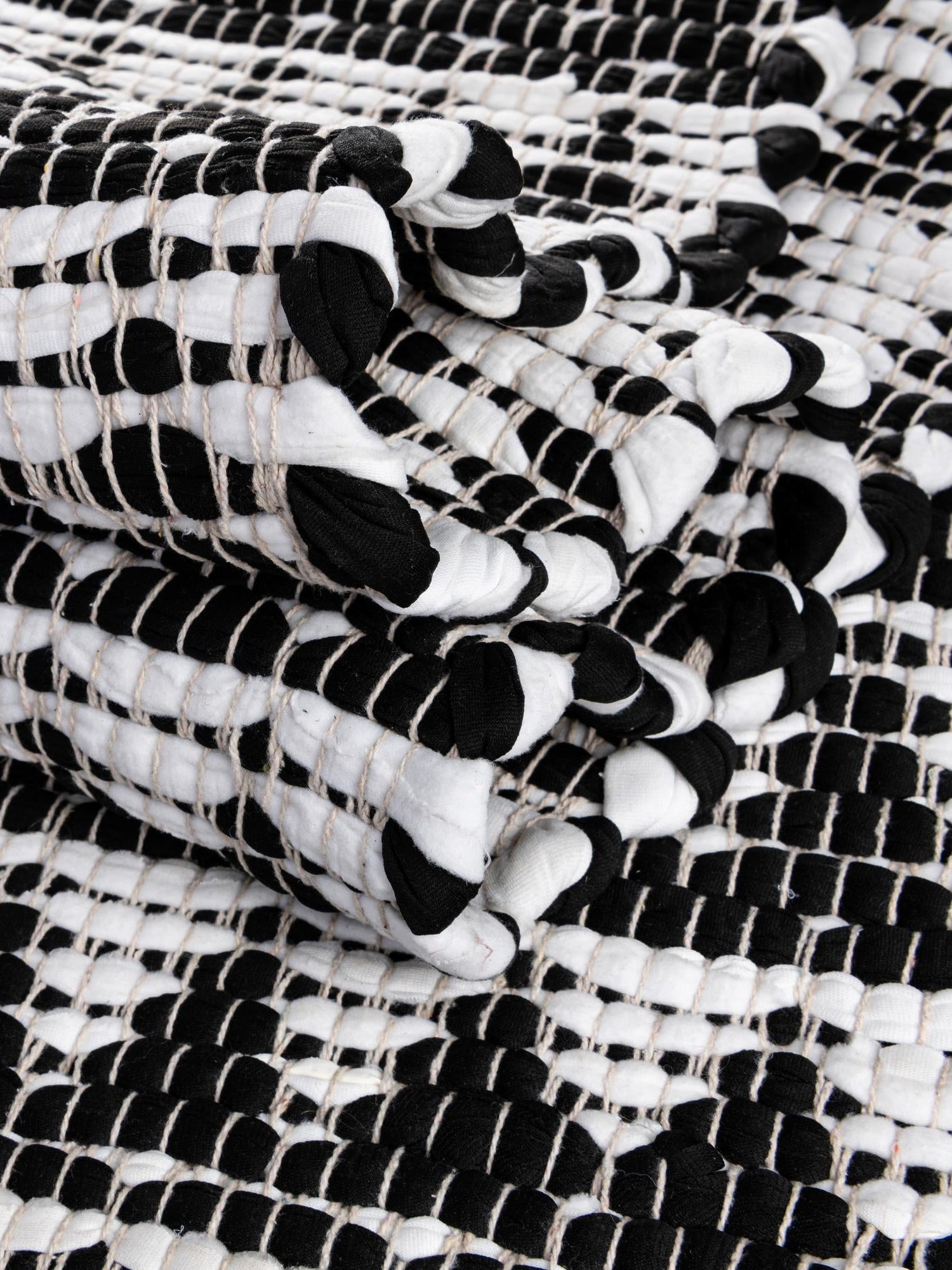 Black and White 1' 2 x 6' 1 Chindi Jute Table Runner Area Rug Decorative Dining Room Kitchen All Natural Material Table Cover Interior Design Home Decor Carpet Mat for Sale at Rug Engine