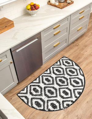 Black and White 2' 2 x 4' Chindi Jute Semicircle Hearth Rug