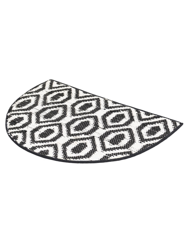Black and White 2' 2 x 4' Chindi Jute Semicircle Hearth Rug