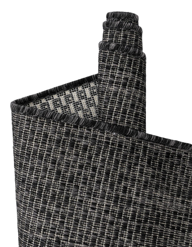 Black 3' 1 x 3' 1 Outdoor Solid Round Rug