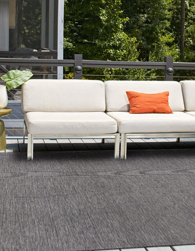 Black 5' 3 x 5' 3 Outdoor Solid Square Rug