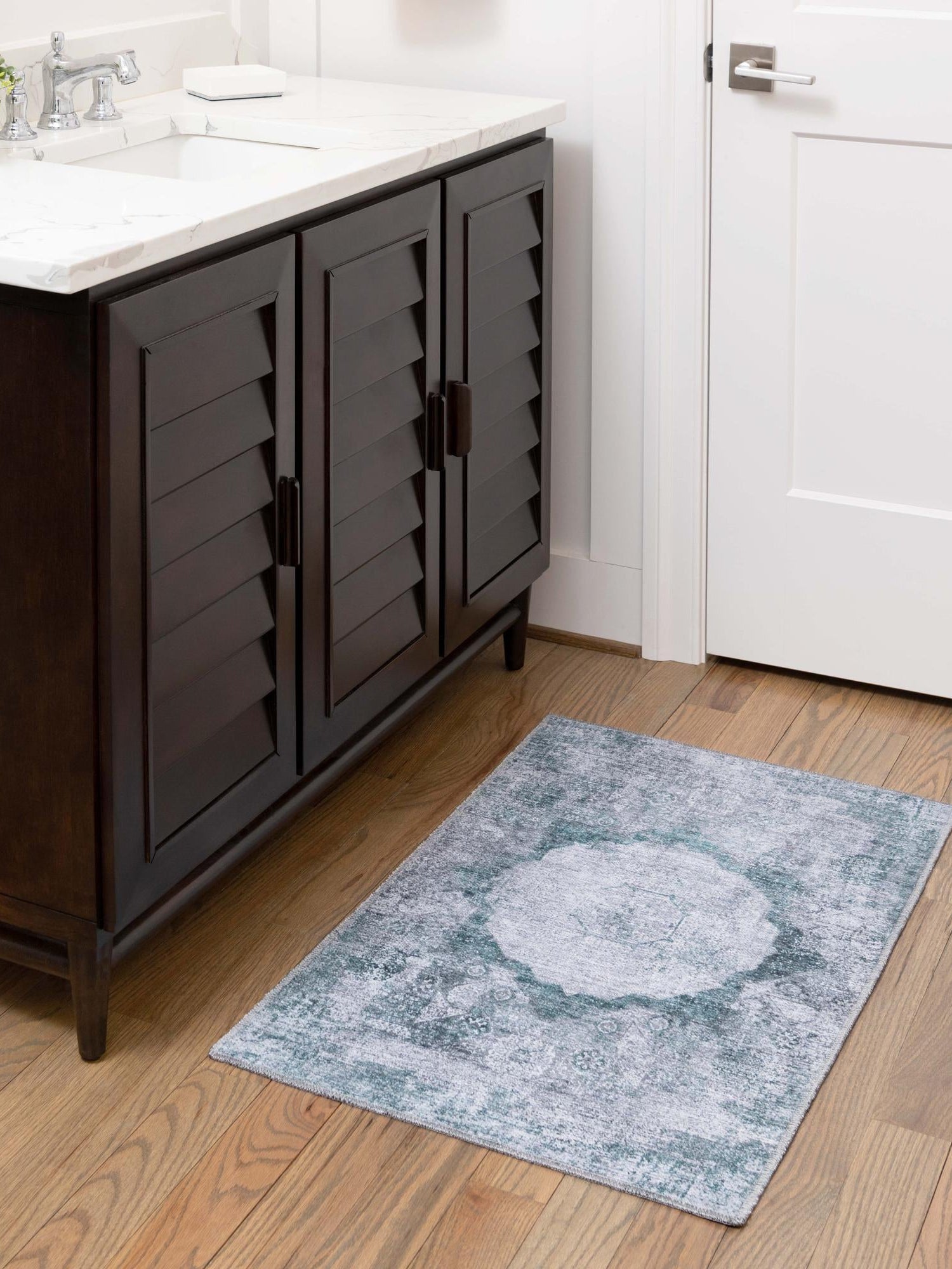 Washable Teal Ivory 4' x 6' Yara Rectangle Area Rug Easy to Clean Stain Resistant & Durable Polyester & Chenille Carpet for Sale at Rug Engine