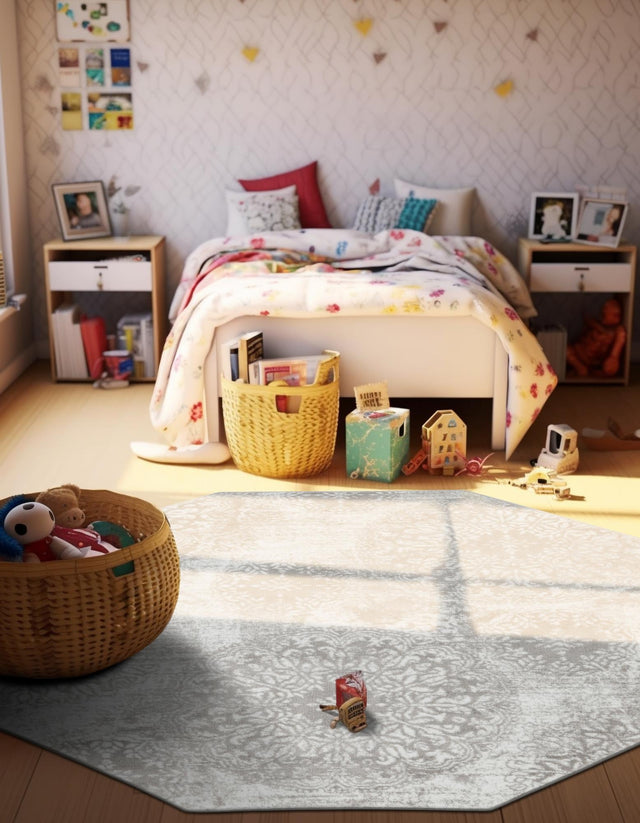 Light Gray 4' 1 x 4' 1 Sofia Octagon Rug