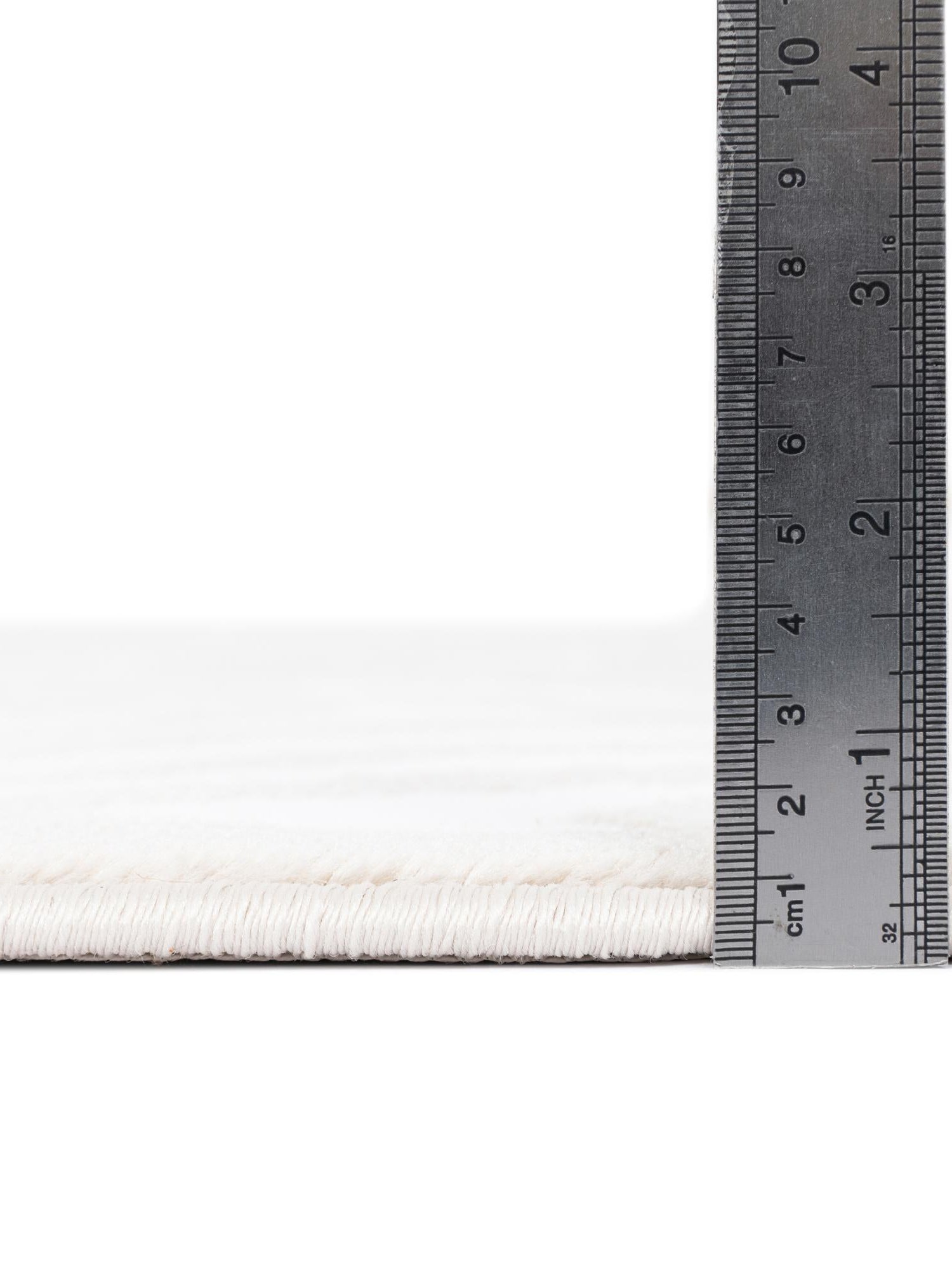 Snow White 7' 1 x 7' 1 Hermitage Round Area Rug 55% Polypropylene & 45% Polyester Easy Clean Stain-Resistant Carpet for Living, Office, Dorm Rooms for Sale at Rug Engine