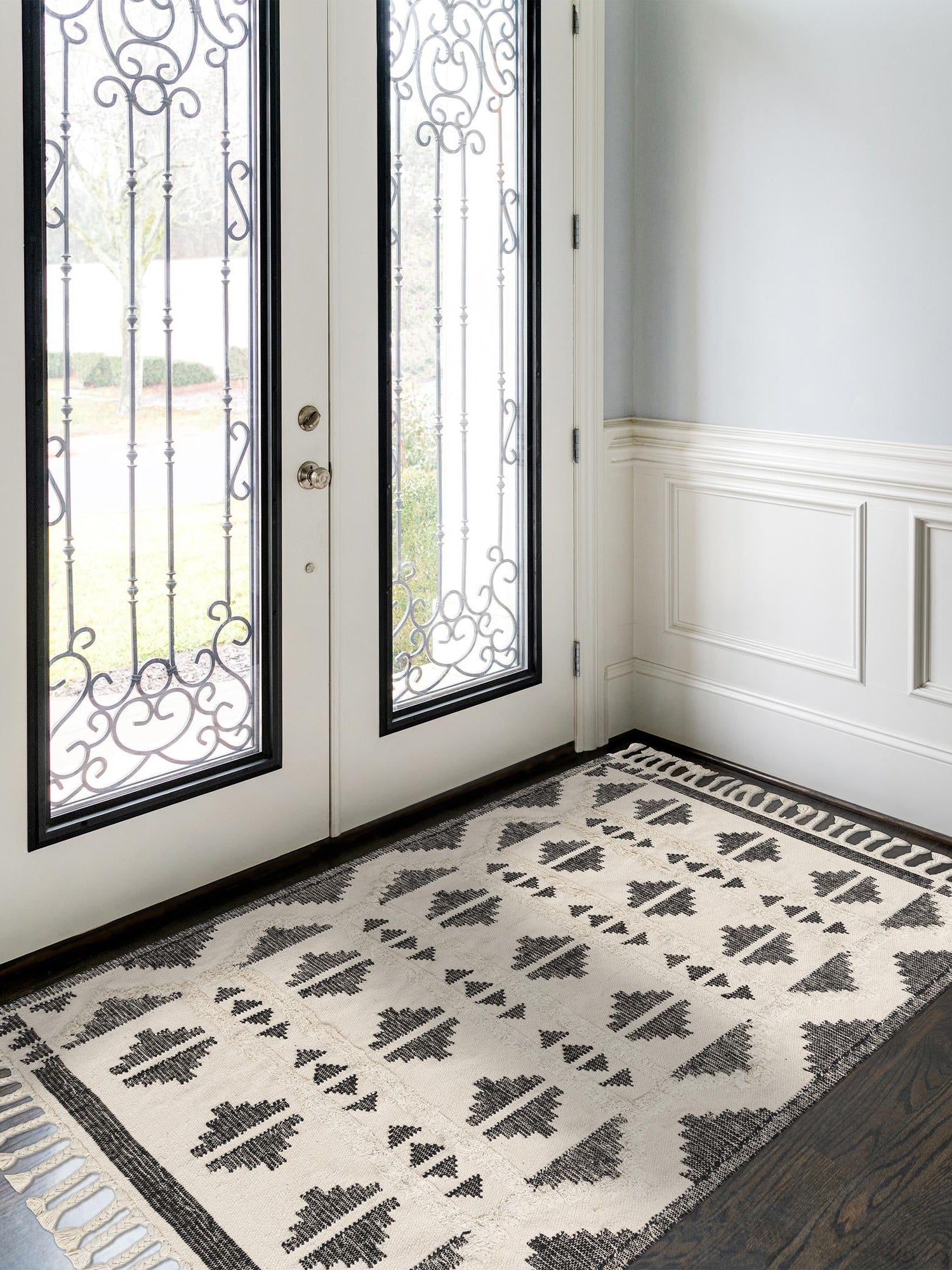 Black and White 4' 1 x 6' 1 Mesa Rectangle Area Rug 100% Wool Geometric All Natural Carpet for Living, Dining, Office, Bedrooms, Dorms, Kitchens for Sale at Rug Engine