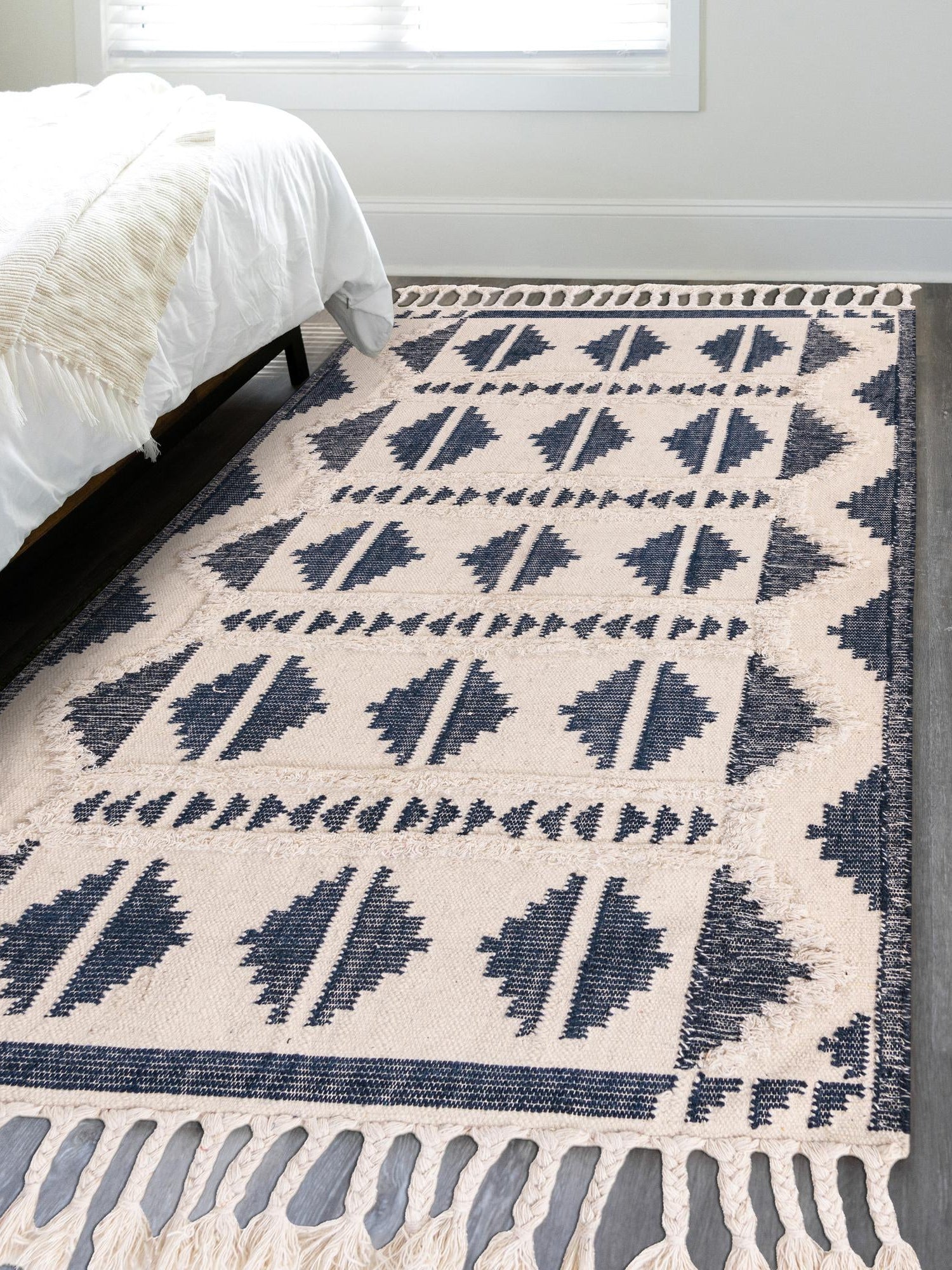 Navy Blue and White 5' 1 x 8' Mesa Rectangle Area Rug 100% Wool Geometric All Natural Carpet for Living, Dining, Office, Bedrooms, Dorms, Kitchens for Sale at Rug Engine