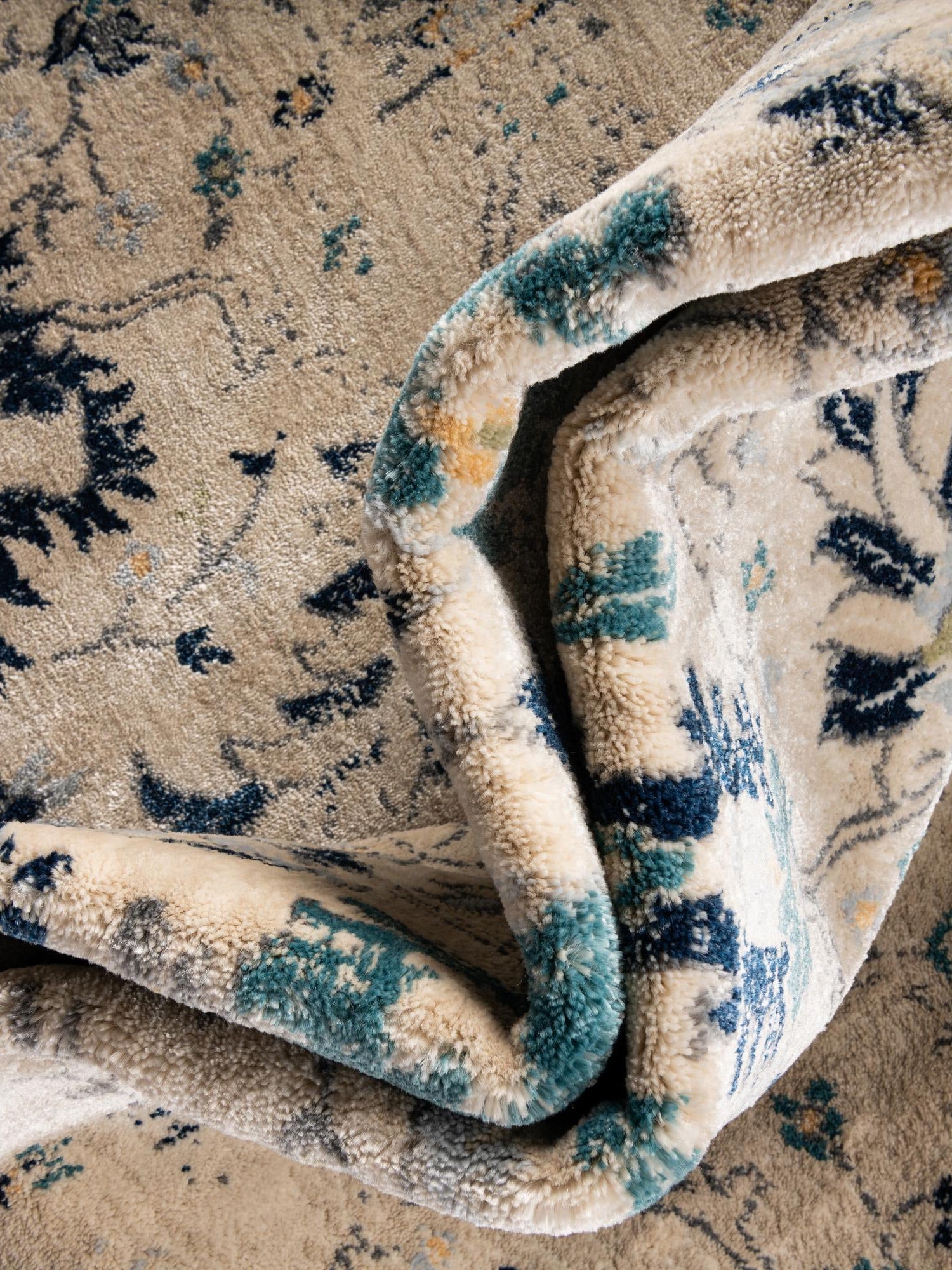 Beige 3' 3 x 3' 3 Oslo Round Area Rug 100% Polypropylene Traditional Classic Vintage Distressed Carpet for Indoor Home Decor for Sale at Rug Engine