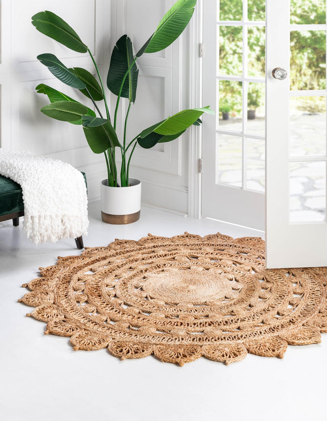 Natural 6' 1 x 6' 1 Braided Jute Round Rug