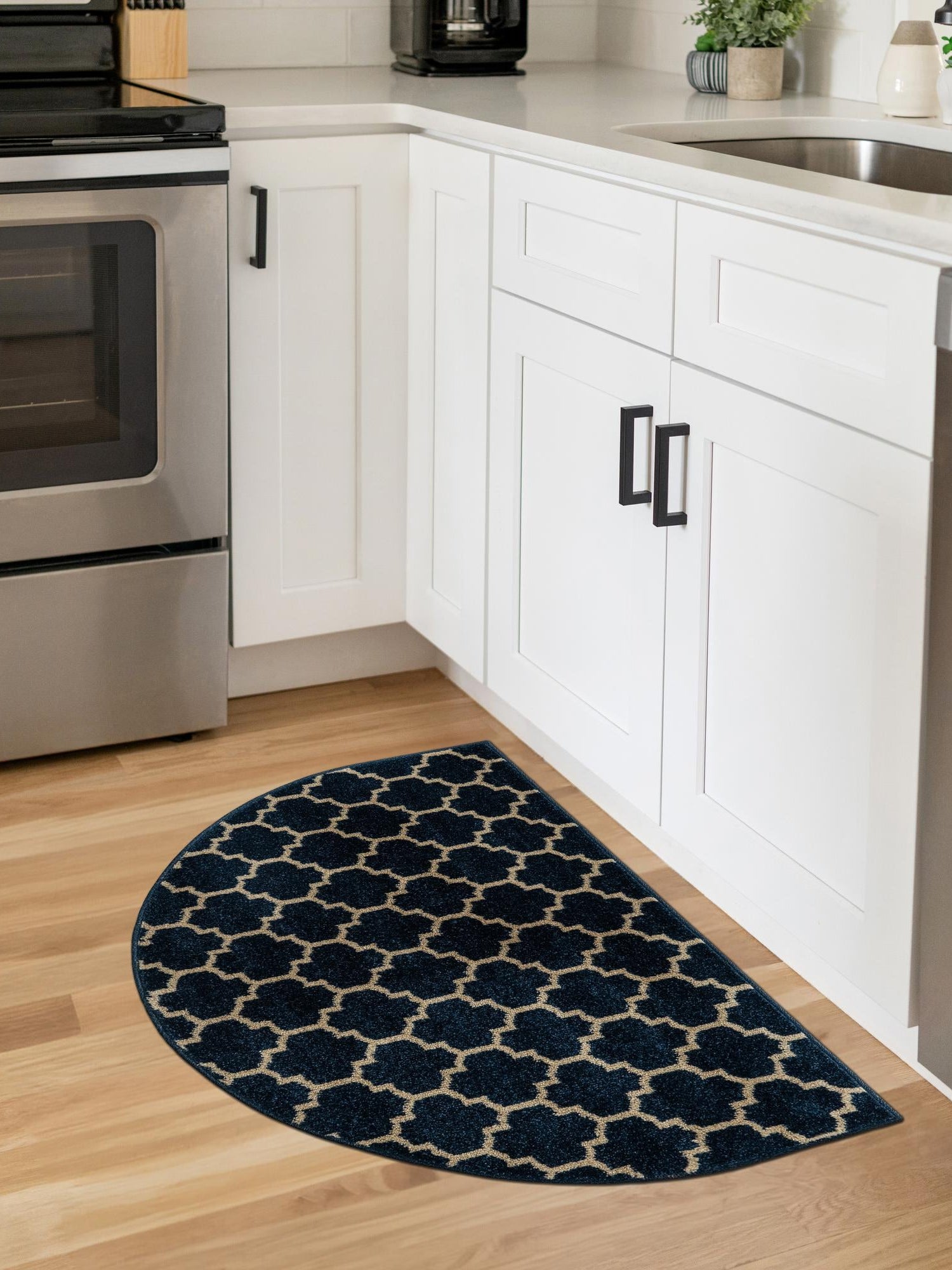 Dark Blue 2' 7 x 4' 1 Trellis Hearth Area Rug