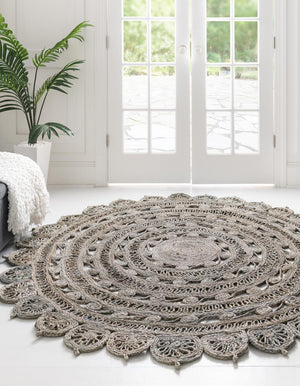 Gray 6' 1 x 6' 1 Braided Jute Round Rug