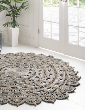 Gray 6' 1 x 6' 1 Braided Jute Round Rug