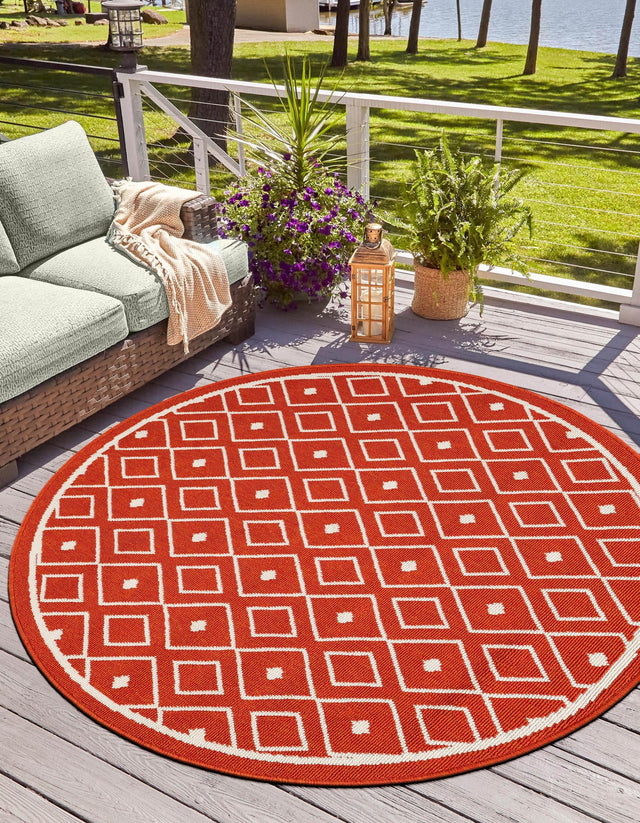 Rust Red 4' 1 x 4' 1 Outdoor Trellis Round Area Rug Weather Resistant for Patio, Deck, Terrace, Balcony, Porch Geometric Design Water Safe Outside Carpet for Sale at Rug Engine
