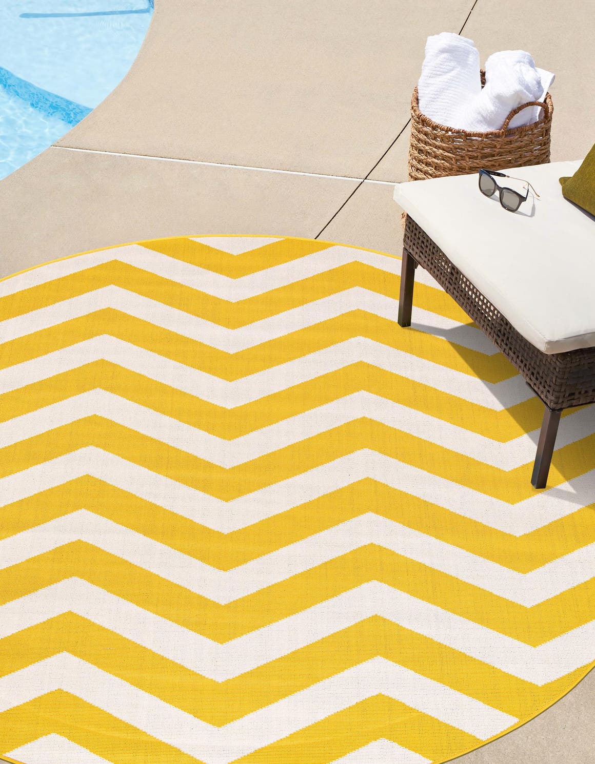 Yellow 4' 1 x 4' 1 Outdoor Coastal Round Area Rug Weather Resistant for Patio, Deck, Terrace, Balcony, Porch 100% Polypropylene Coastal Decor Carpet for Sale at Rug Engine