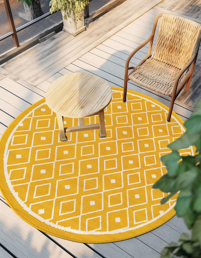 Yellow 7' 1 x 7' 1 Outdoor Trellis Round Area Rug Weather Resistant for Patio, Deck, Terrace, Balcony, Porch Geometric Design Water Safe Outside Carpet for Sale at Rug Engine
