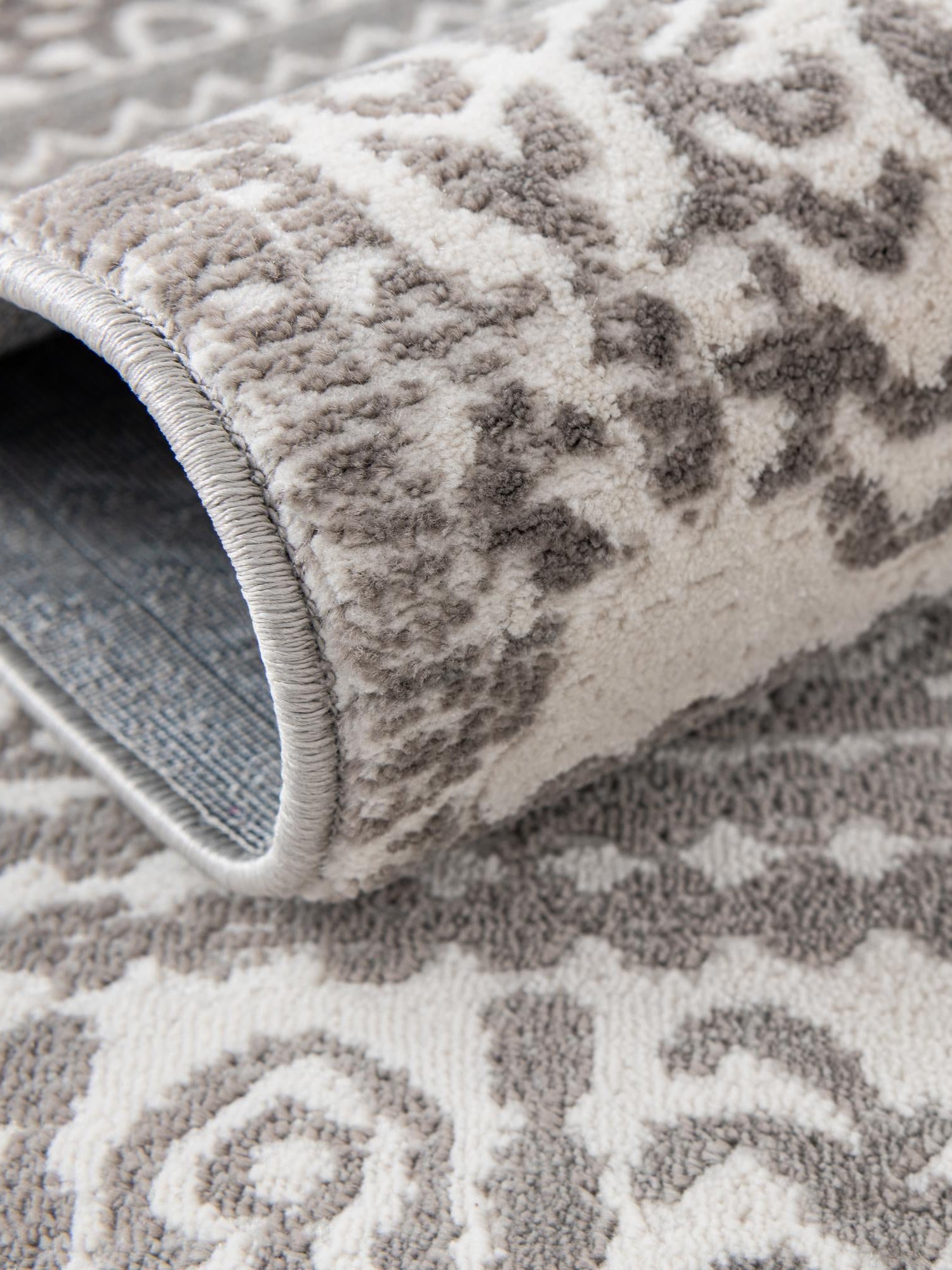 Gray 2' x 3' 1 Jill Zarin Uptown Rectangle Area Rug 70% Polypropylene & 30% Polyester  Contemporary Carpet for Living, Dining, Office, Bedroom for Sale at Rug Engine