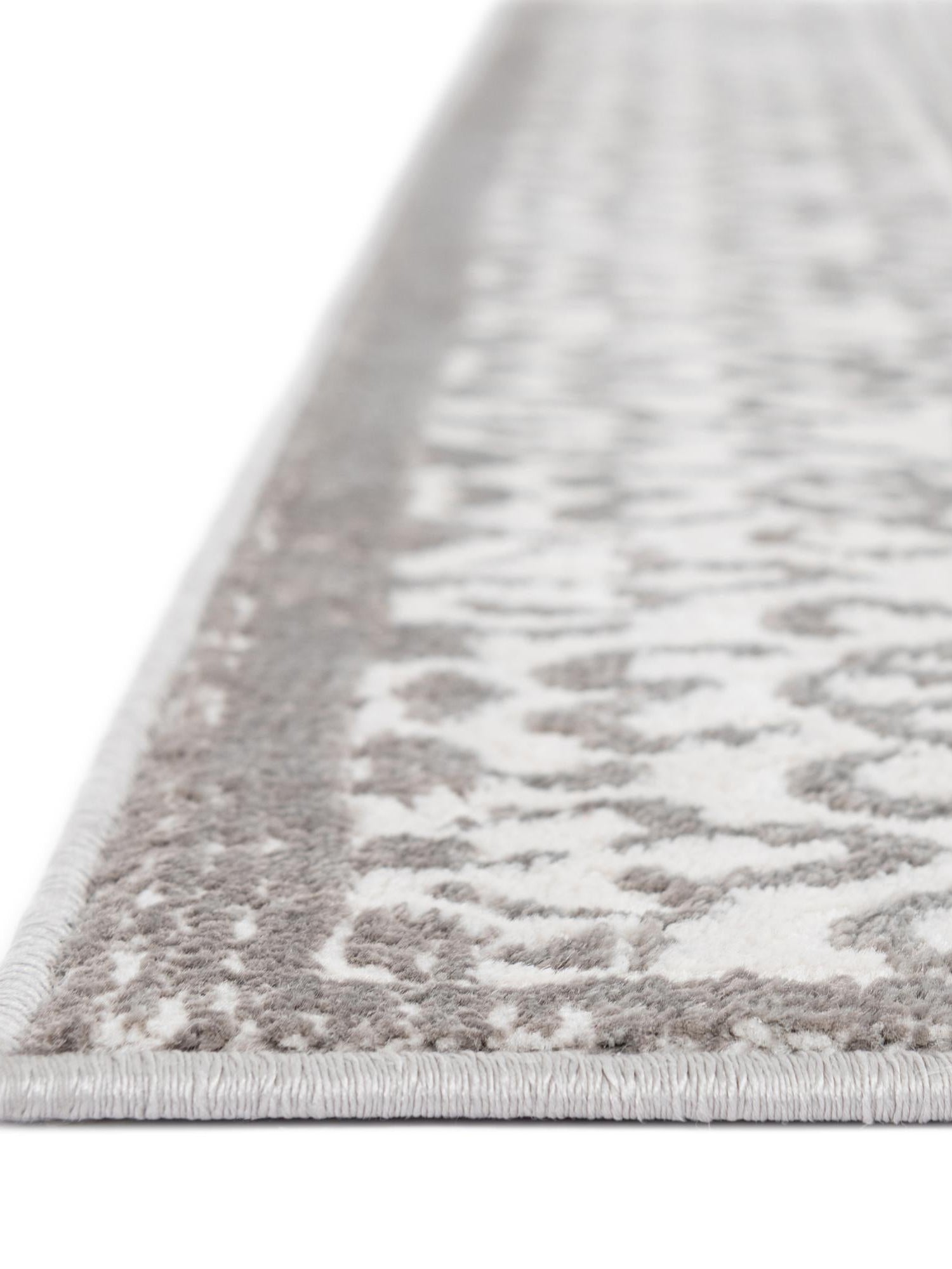 Gray 4' 1 x 6' 1 Jill Zarin Uptown Rectangle Area Rug 70% Polypropylene & 30% Polyester  Contemporary Carpet for Living, Dining, Office, Bedroom for Sale at Rug Engine