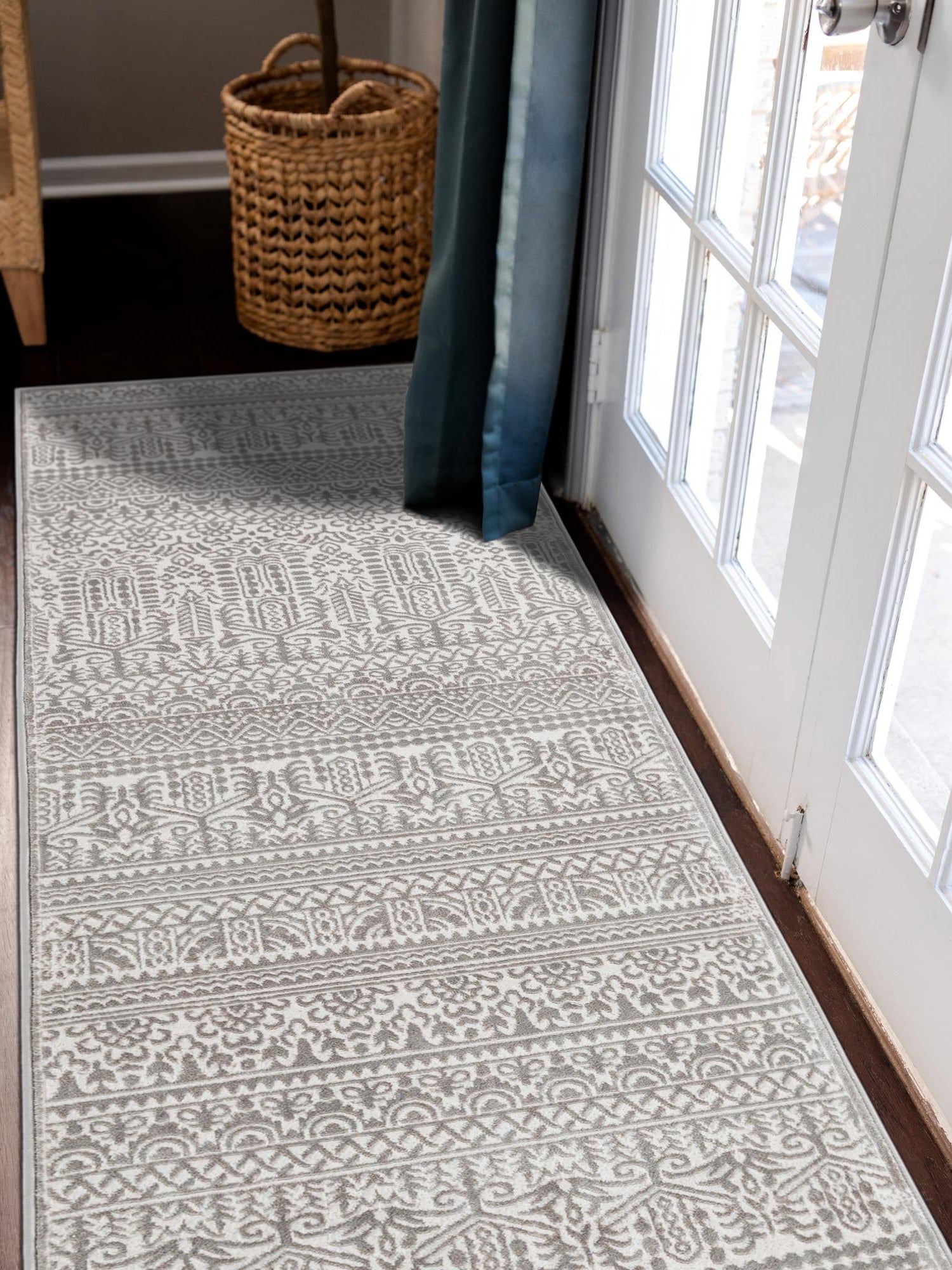 Gray 2' 7 x 8' Jill Zarin Uptown Runner Area Rug 70% Polypropylene & 30% Polyester  Contemporary Carpet for Living, Dining, Office, Bedroom for Sale at Rug Engine