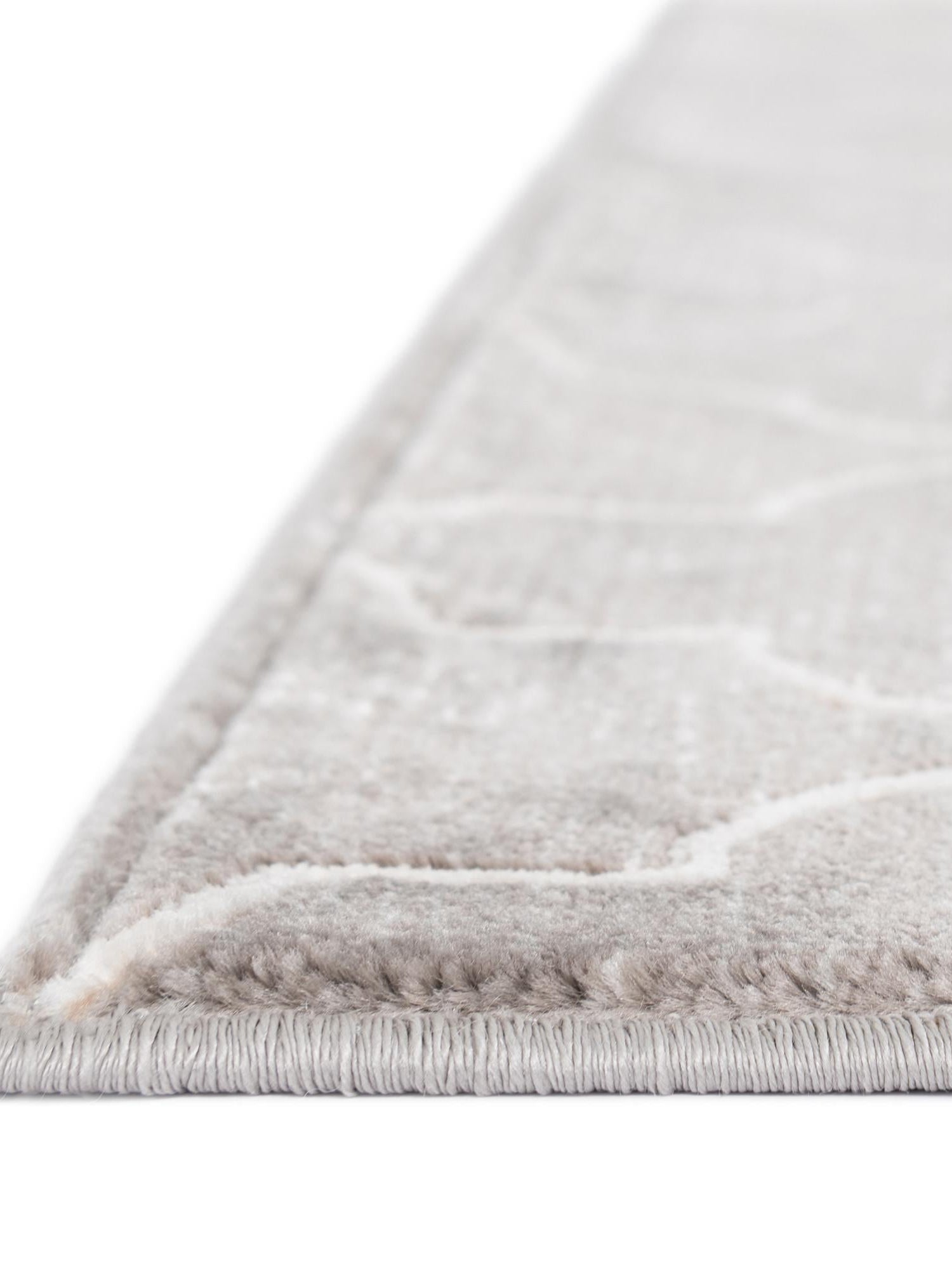 Gray 4' 1 x 6' 1 Jill Zarin Uptown Rectangle Area Rug 70% Polypropylene & 30% Polyester  Contemporary Carpet for Living, Dining, Office, Bedroom for Sale at Rug Engine