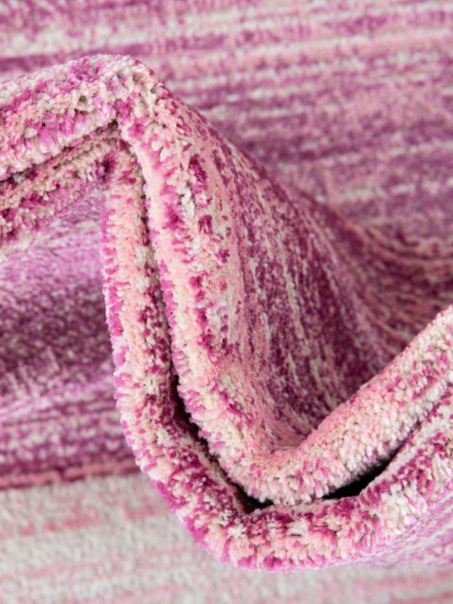 Pink 5' 3 x 5' 3 Jill Zarin Uptown Round Area Rug 70% Polypropylene & 30% Polyester  Contemporary Carpet for Living, Dining, Office, Bedroom for Sale at Rug Engine