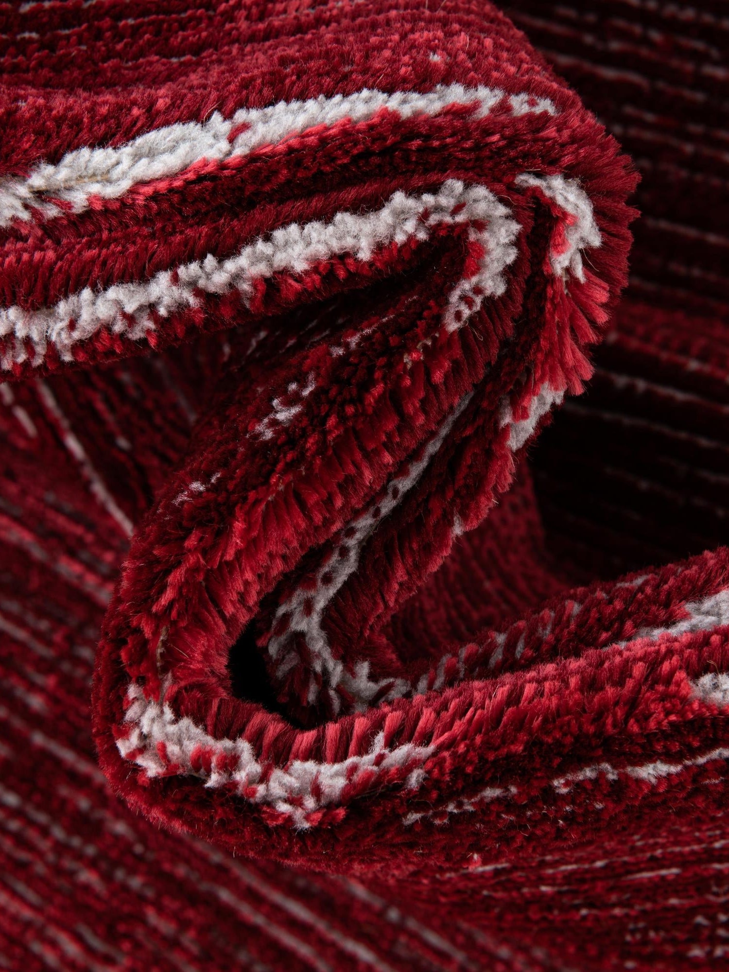 Red 7' 10 x 10' Finsbury Oval Area Rug 60% Polypropylene & 40% Polyester Contemporary Carpet for Living Rooms, Dining, Offices for Sale at Rug Engine