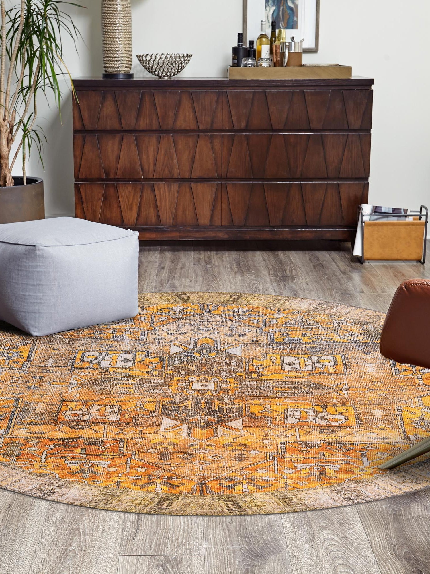 Washable Yellow 7' 6 x 7' 6 Timeless Round Area Rug Easy to Clean Stain Resistant & Durable Traditional Classic Vintage Design Carpet for Sale at Rug Engine