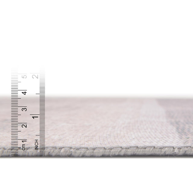 Washable Gray 7' 6 x 7' 6 Timeless Round Area Rug Easy to Clean Stain Resistant & Durable Traditional Classic Vintage Design Carpet for Sale at Rug Engine