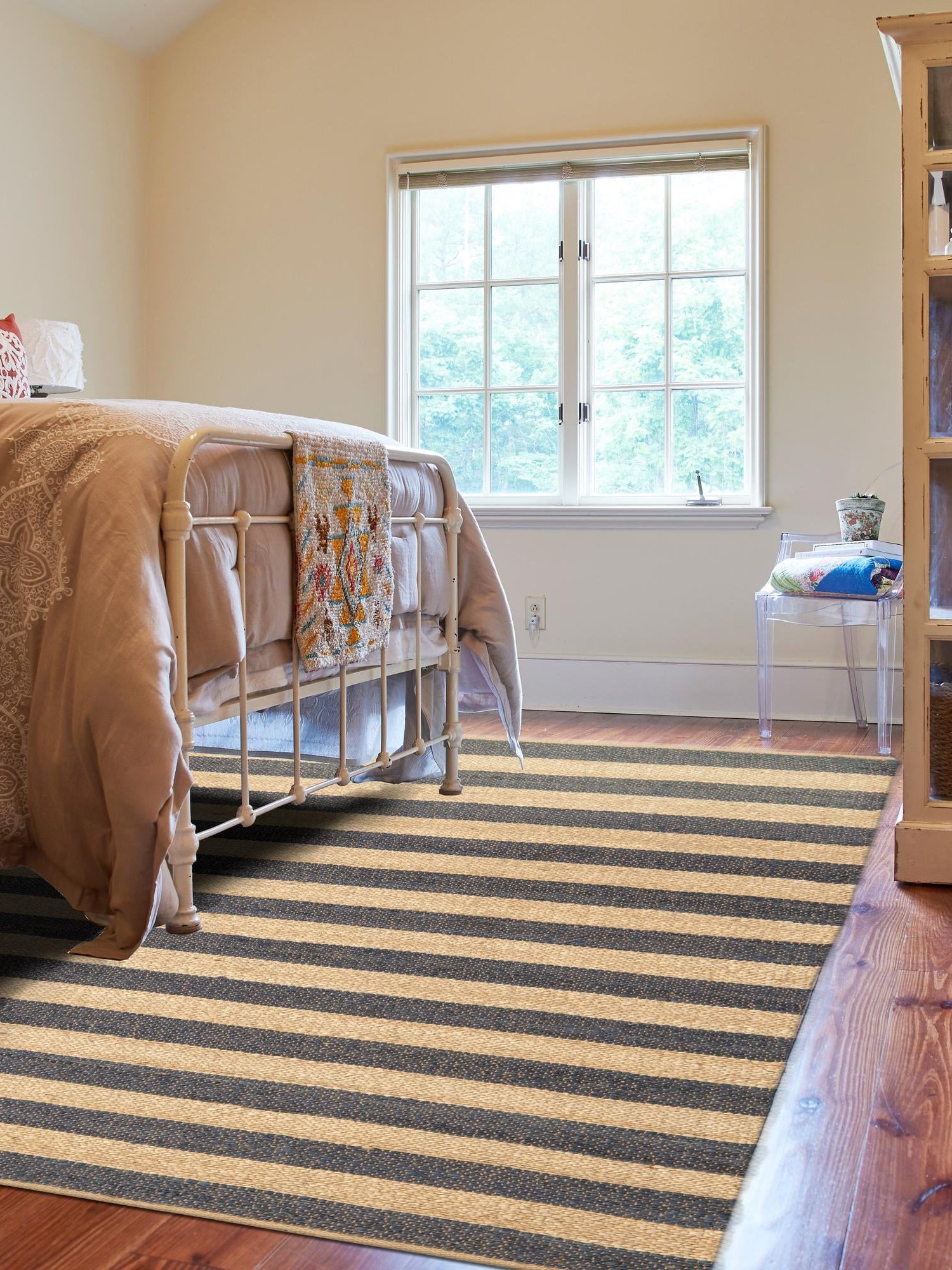 Navy Ivory 6' 1 x 9' Braided Jute Rectangle Area Rug 100% Jute Hand Braided Natural Eco-Friendly Boho Style Carpet for Living Rooms Dining Office Space Dorms for Sale at Rug Engine