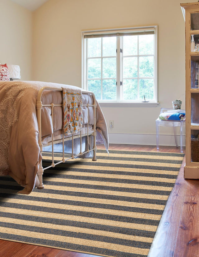 Navy Ivory 4' 1 x 6' 1 Braided Jute Rectangle Rug