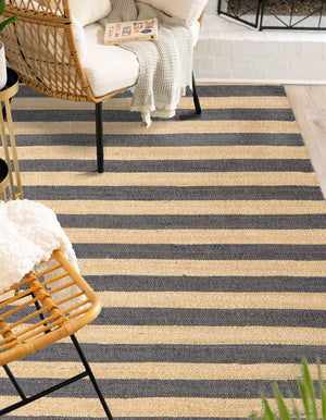 Navy Ivory 4' 1 x 6' 1 Braided Jute Rectangle Rug
