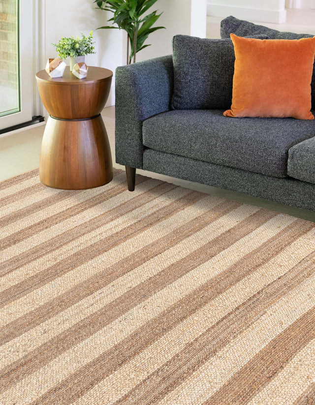 Natural Ivory 6' 1 x 9' Braided Jute Rectangle Rug