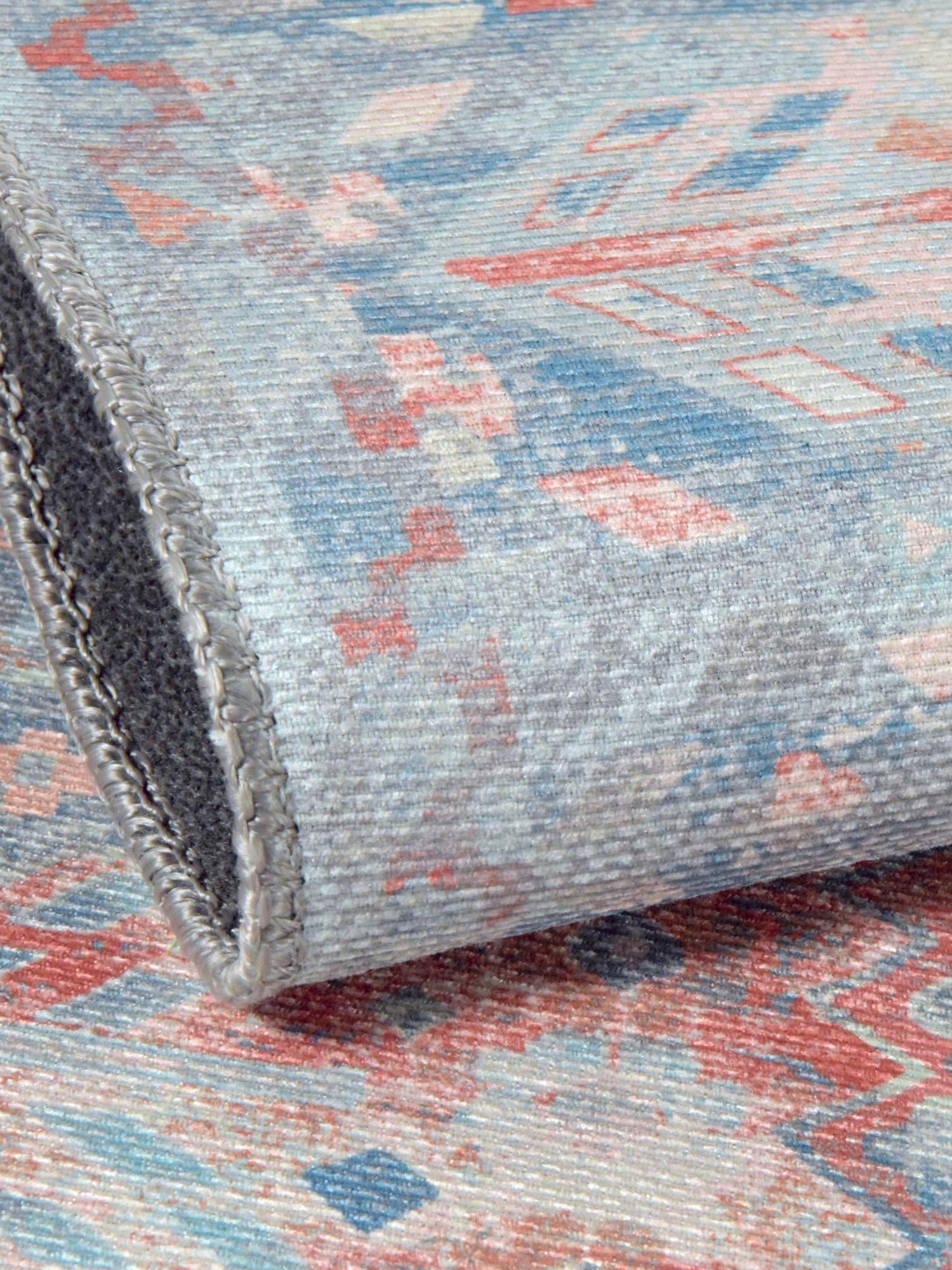 Washable Blue 5' x 5' Timeless Round Area Rug Easy to Clean Stain Resistant & Durable Traditional Classic Vintage Design Carpet for Sale at Rug Engine