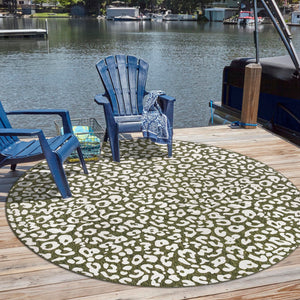 Green 13' x 13' Outdoor Safari Round Rug