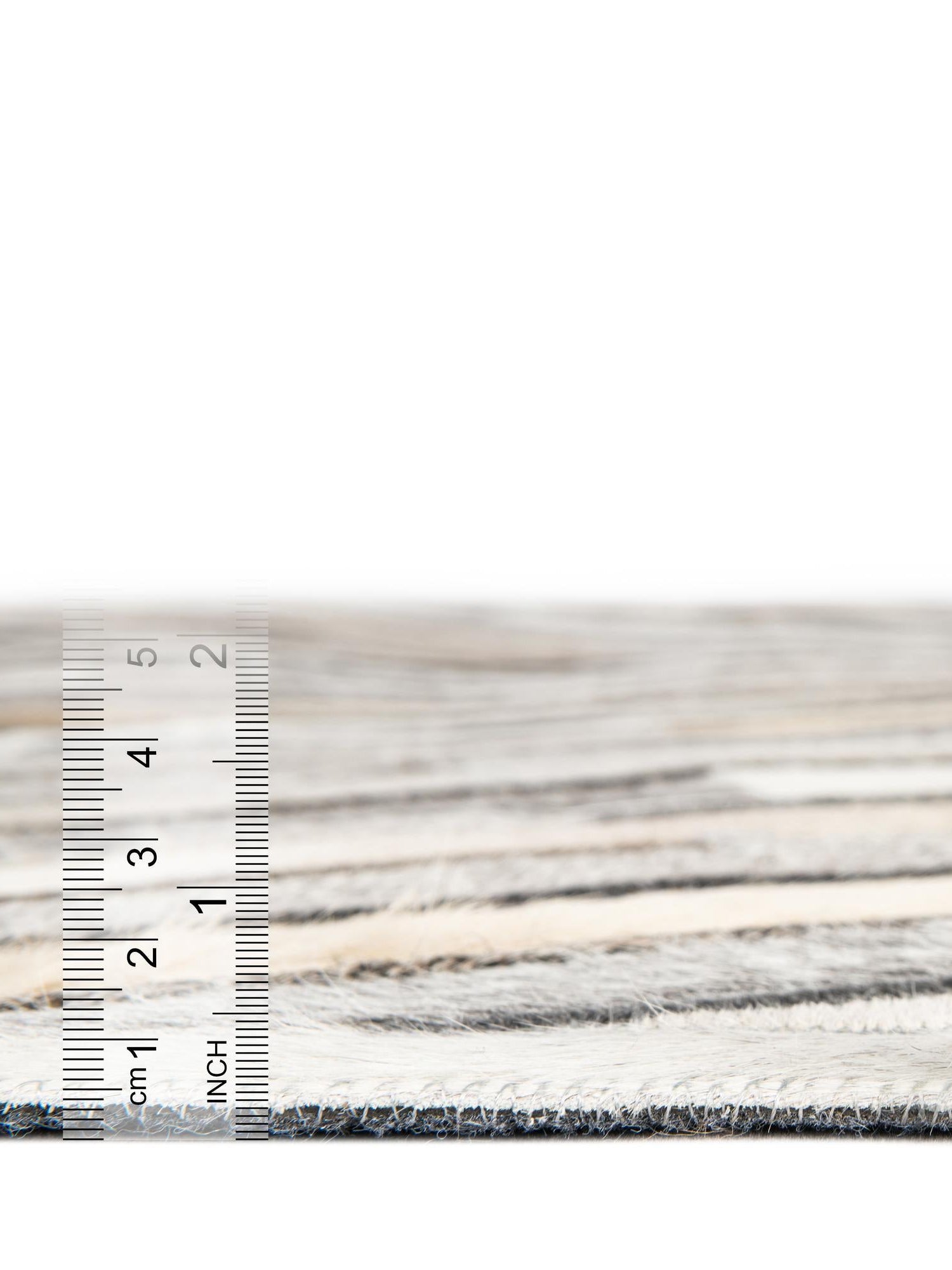 Authentic Luxury Gray Ivory 4' 1 x 4' 1 Cowhide Leather Round Area Rug Modern Interior Design 100% Real Natural Cowhide Carpet for Designer Home Decor for Sale at Rug Engine