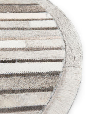 Gray Ivory 4' 1 x 4' 1 Cowhide Leather Round Rug