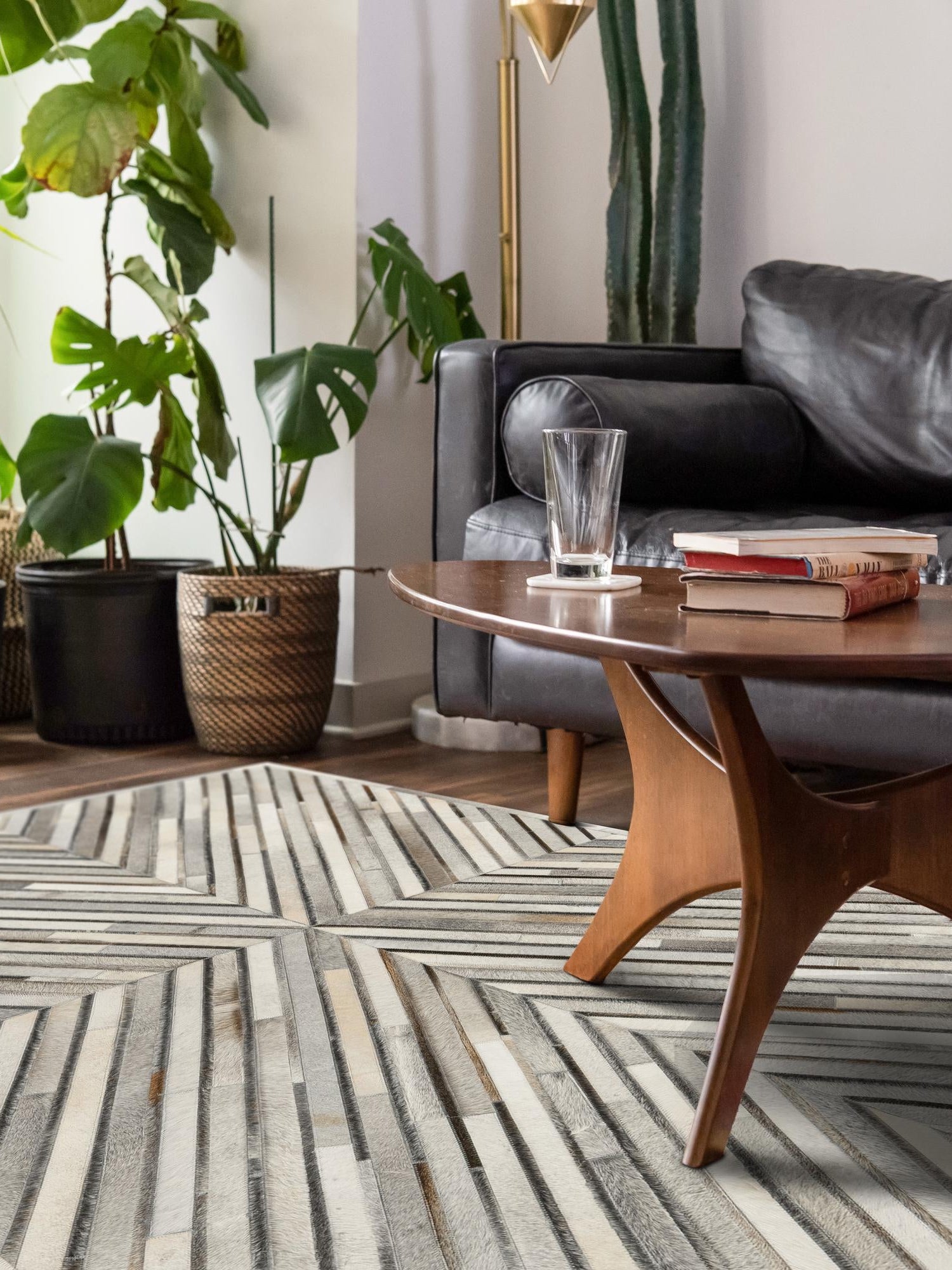 Authentic Luxury Gray Ivory 6' 1 x 9' Cowhide Leather Rectangle Area Rug Modern Interior Design 100% Real Natural Cowhide Carpet for Designer Home Decor for Sale at Rug Engine